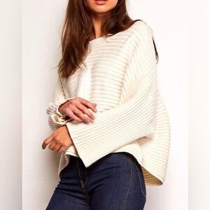 BB Dakota / Jack Cream Ribbed Knit Sweater with Wide Sleeves | Small Oversized
